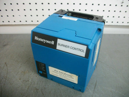 HONEYWELL BURNER CONTROL ST7800A1005 W/FLAME AMPLIFIER R7847B1031