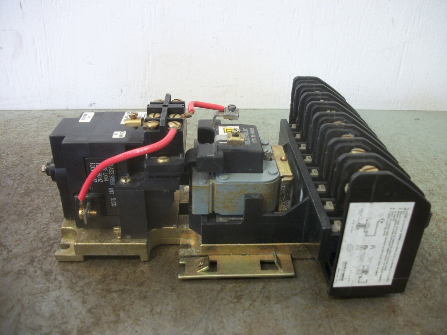 SQUARE D 30AMP 8POLE LIGHTING CONTACTOR 8903LX01200 120VCOIL