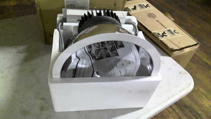 SUPERIOR LIFE 40W LED 10" COMMERCIAL CAN 91455 110-277V 4050 LUMEN 4000K NIB