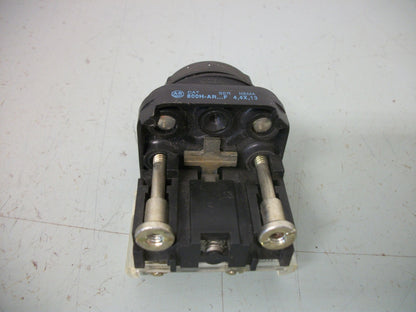 ALLEN-BRADLEY GREEN FLUSH MOMENTARY PUSHBUTTON 800H-AR...F