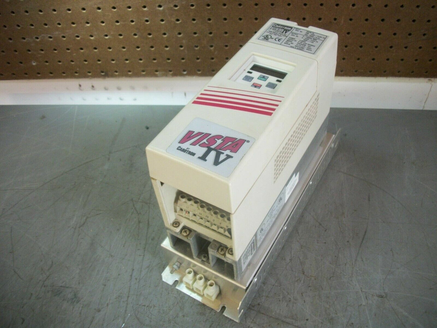 CAROTRON VISTA IV 5HP AC DRIVE V4C34005-04T 6.6KVA 3PH 480VOLT 7.6AMP
