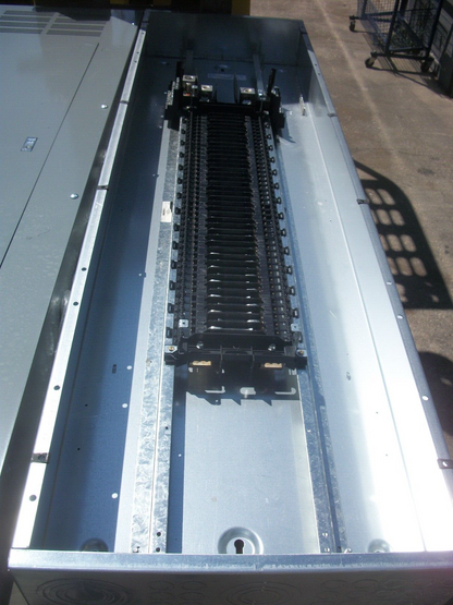 SQUARE D NQ LOAD CENTER PANELBOARD NQ84L4C 400AMP 240VOLT 1PH NOB