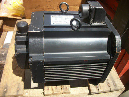 YASKAWA 4.0KW AC SERVO MOTOR USADED-40YRW11 2000RPM 23.2AMP NOB