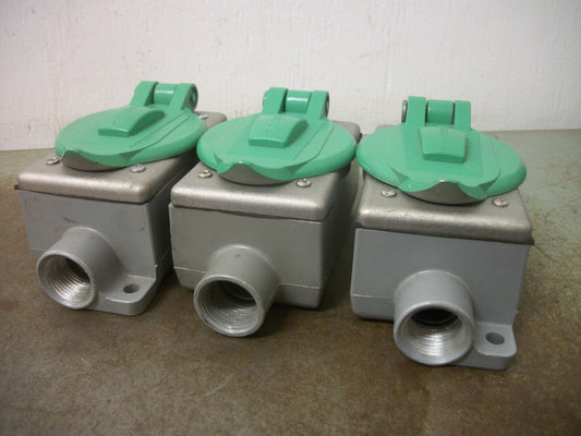 HUBBELL KILLARK LOT OF 3 WEATHERPROOF TWIST-LOCK RECEPTACLE ENCLOSURES FSC-2 GRE