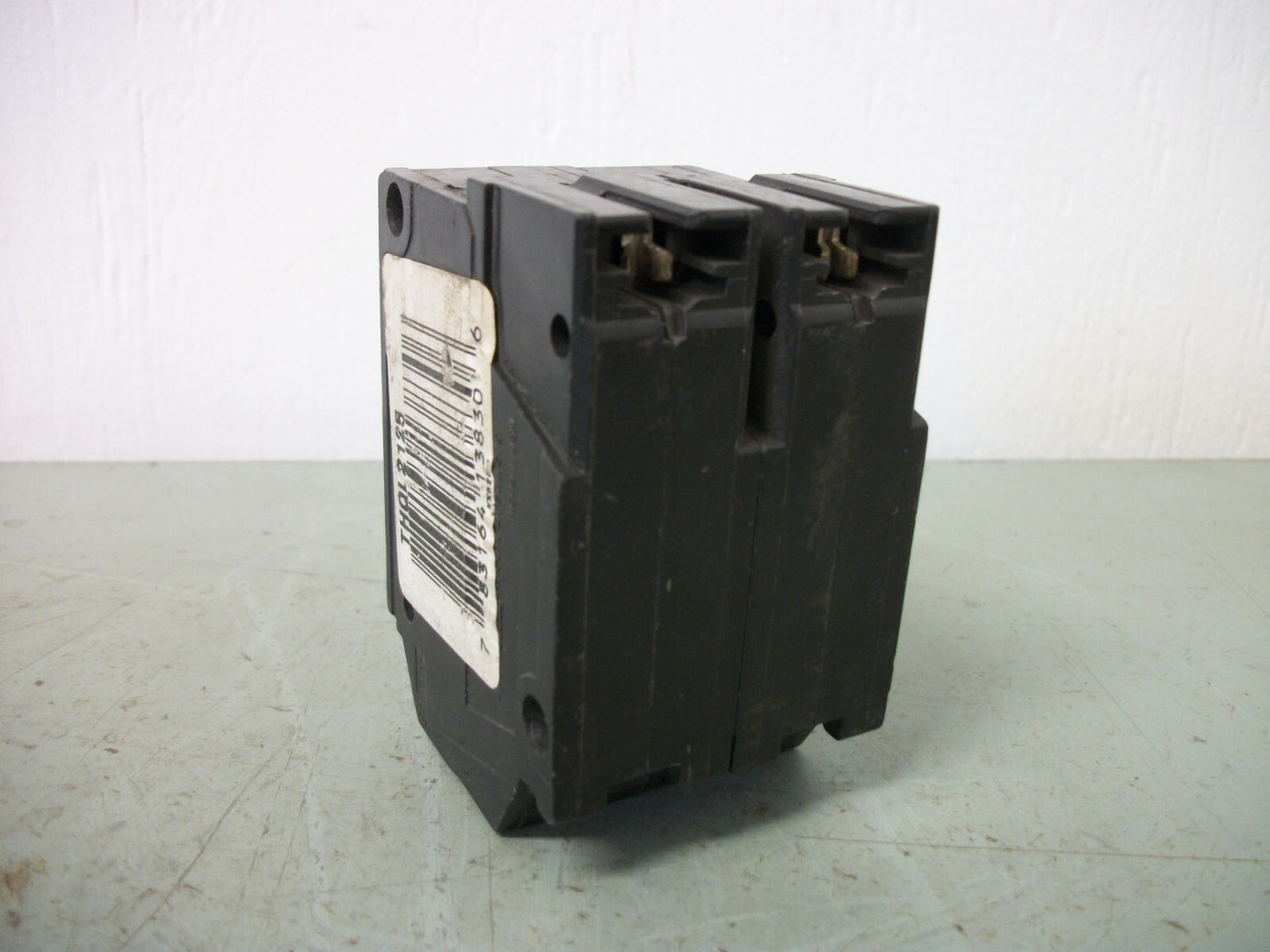 GE THQL CIRCUIT BREAKER THQL2125 25AMP 240VOLT 2POLE OLD