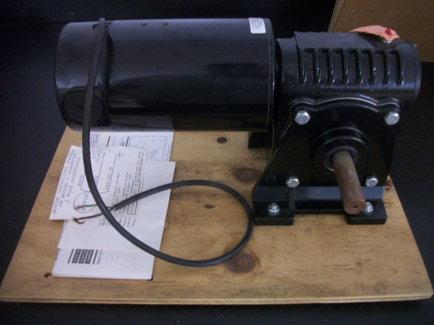 BODINE 4198AN 1/3HP 36:1 RATIO DC GEARMOTOR 42A7BEPM-5H 130VOLT 69RPM NIB