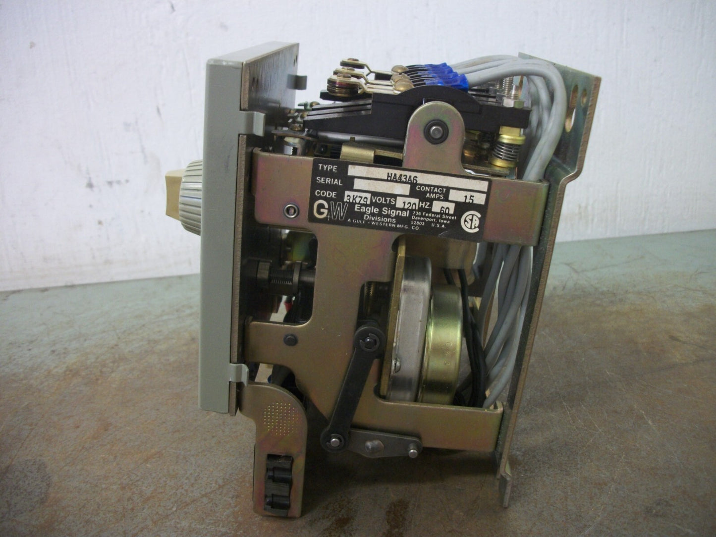 EAGLE SIGNAL MICROFLEX TIMER HA43A6 15AMP 120VCOIL NOB