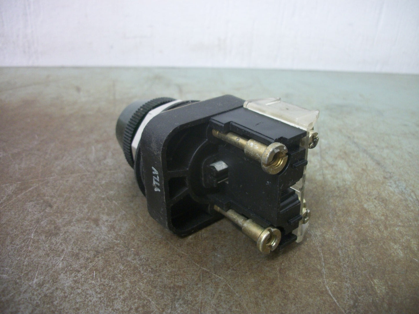 ALLEN-BRADLEY GREEN INDICATOR LIGHT 800T-Q10G 120VOLT