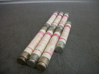 GOULD SHAWMUT LOT OF 7 TRI-ONIC FUSES TRS8R 8AMP 600VOLT NOB