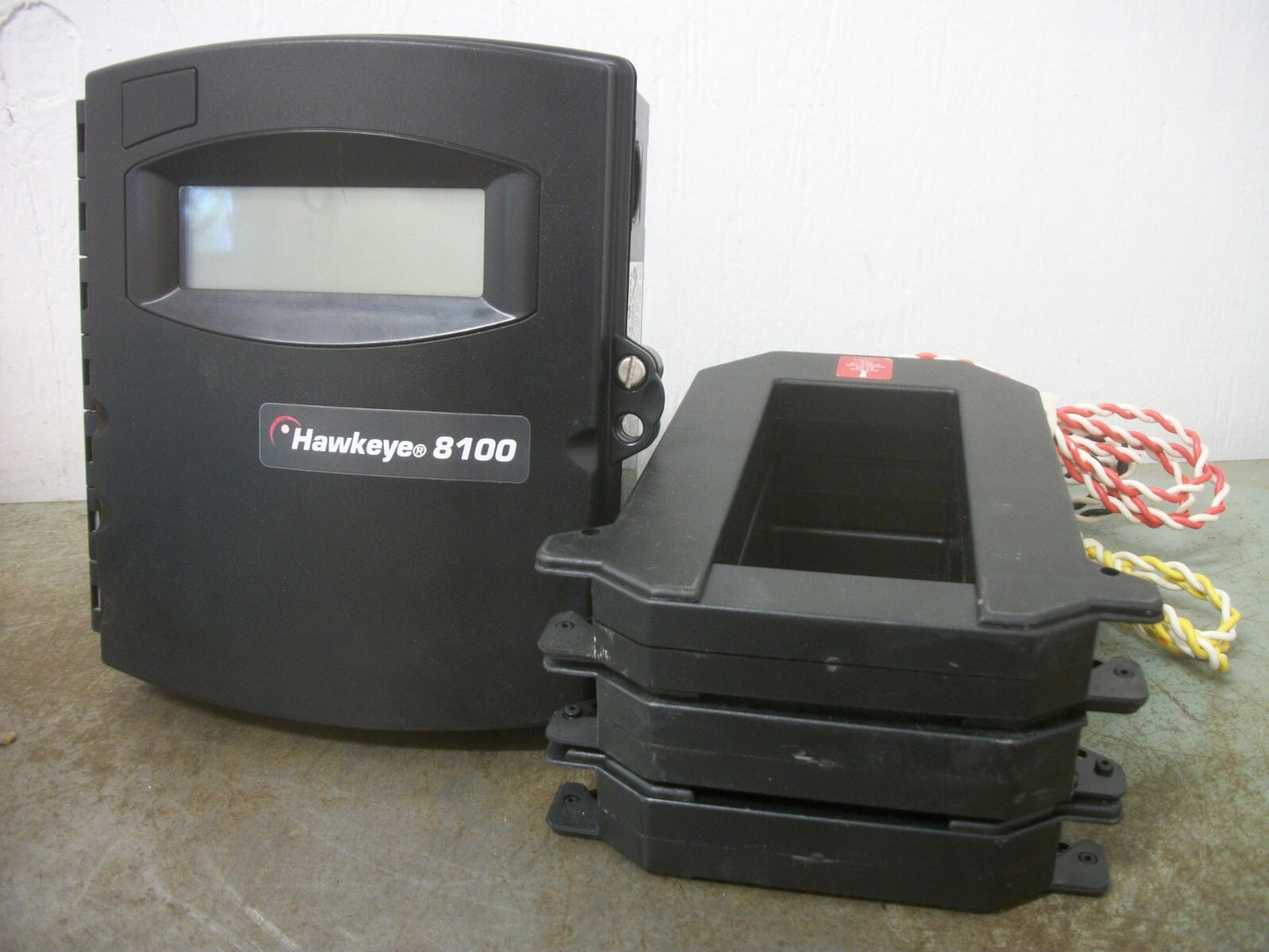 VERIS HAWKEYE 8100 ENERGY METER H8163-0800-4-3 800AMP 50VA 480VAC W/TRANSFORMERS