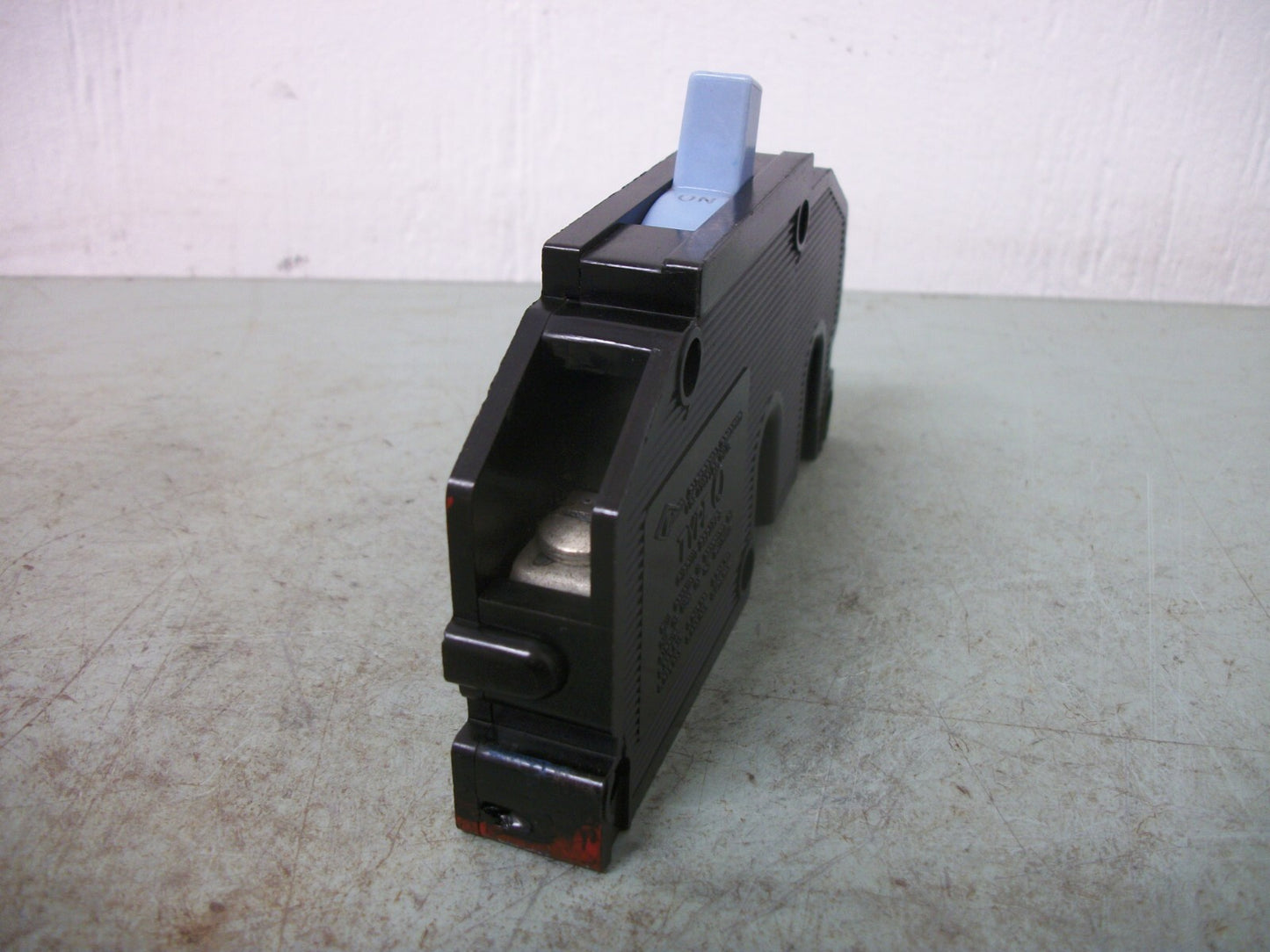 ZINSCO TYPE Q CIRCUIT BREAKER Q115 15AMP 240VOLT 1POLE BLUE BOTTOM TERMINAL