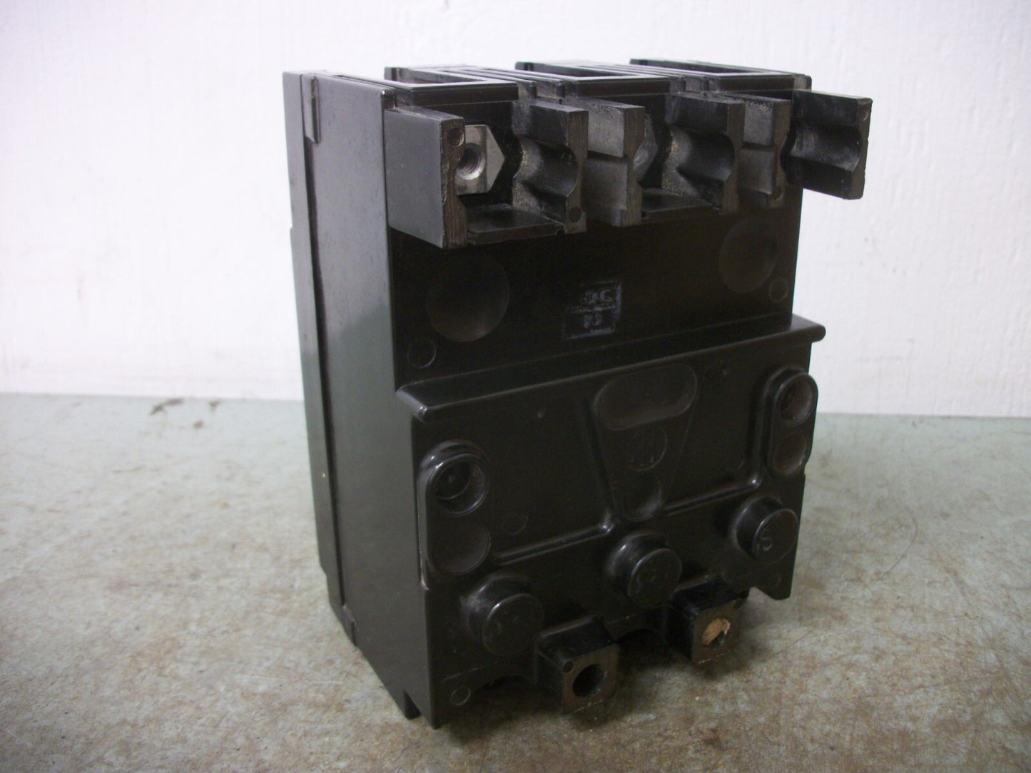 SIEMENS EH3 CIRCUIT BREAKER EH3B030 30AMP 480VOLT 3POLE