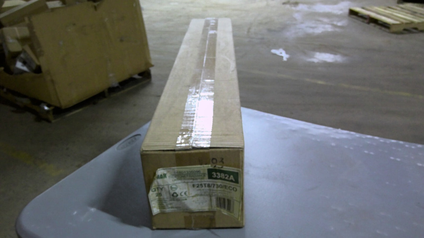 DAMAR 3382A BOX OF 25 T8 3000K FLOURESCENT BULBS F25T8/730/ECO NIB