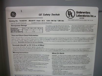 GE DISCONNECT TYPE 3R TG3221R 30AMP 240VOLT 2POLE FUSIBLE NOB