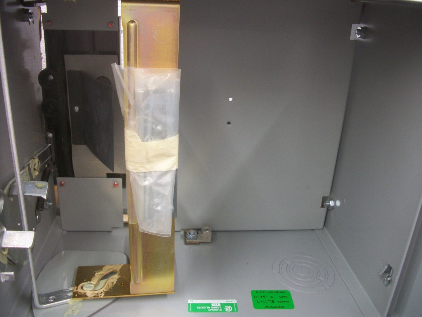 SIEMENS CIRCUIT BREAKER BUS PLUG UEC4100G 100AMP 600VOLT 4POLE 3PH NIB