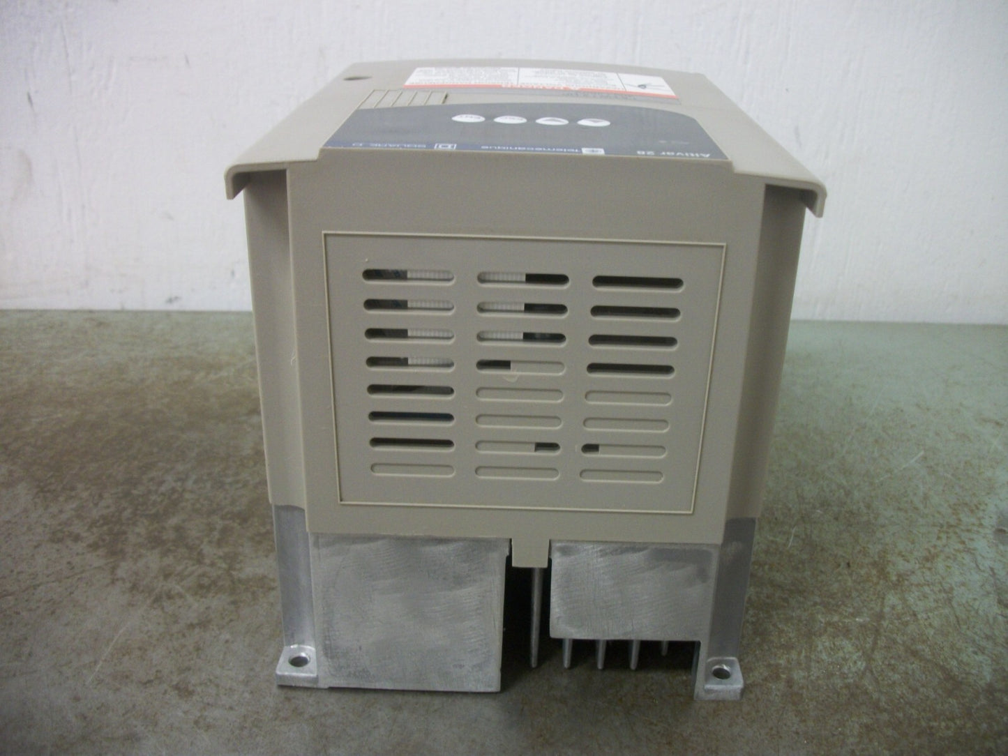 TELEMECANIQUE ALTIVAR 28 2HP ADJ SPEED DRIVE ATV28HU29N4U 460VOLT 3PH