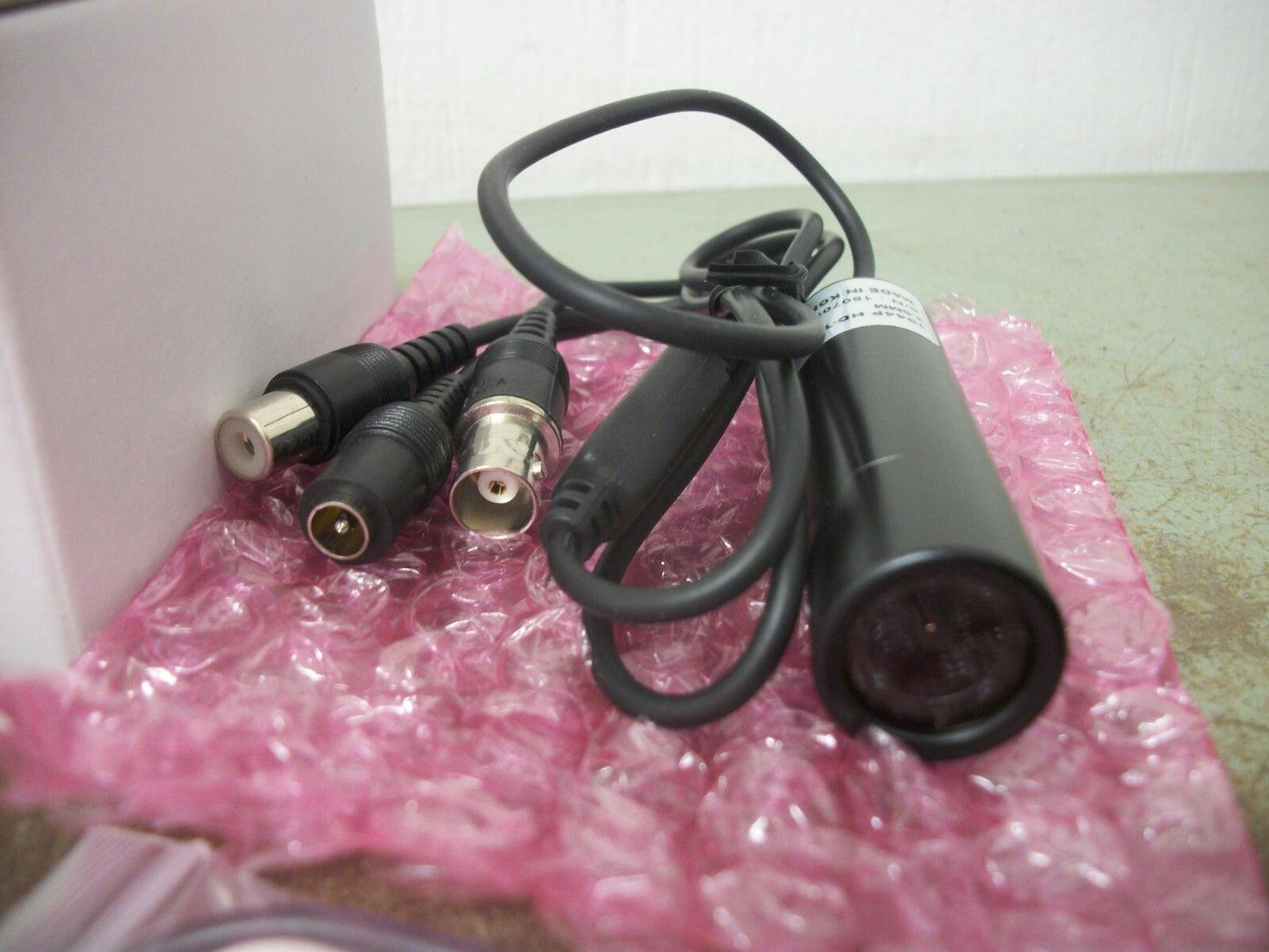 BULLET CAMERA 3-IN-1 CCTV 3.6MM FIXED LENS CAMERA W/OSD CONTROLLER 1944P