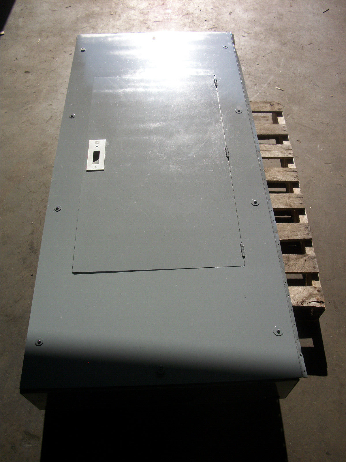 SQUARE D HCM I-LINE LOAD CENTER PANELBOARD HCM0199360-864 800AMP 480VOLT 3PH 3W