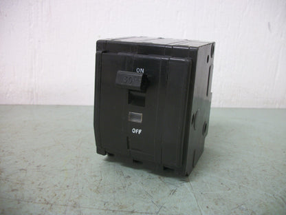 SQUARE D QO CIRCUIT BREAKER QO330 30AMP 240VOLT 3POLE OLD