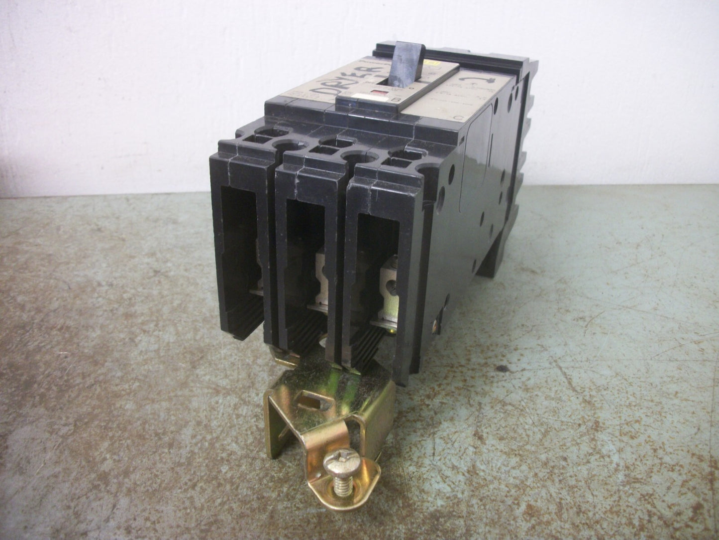 SQUARE D POWERPACT I-LINE FGA CIRCUIT BREAKER FGA34020 20AMP 480VOLT 3POLE