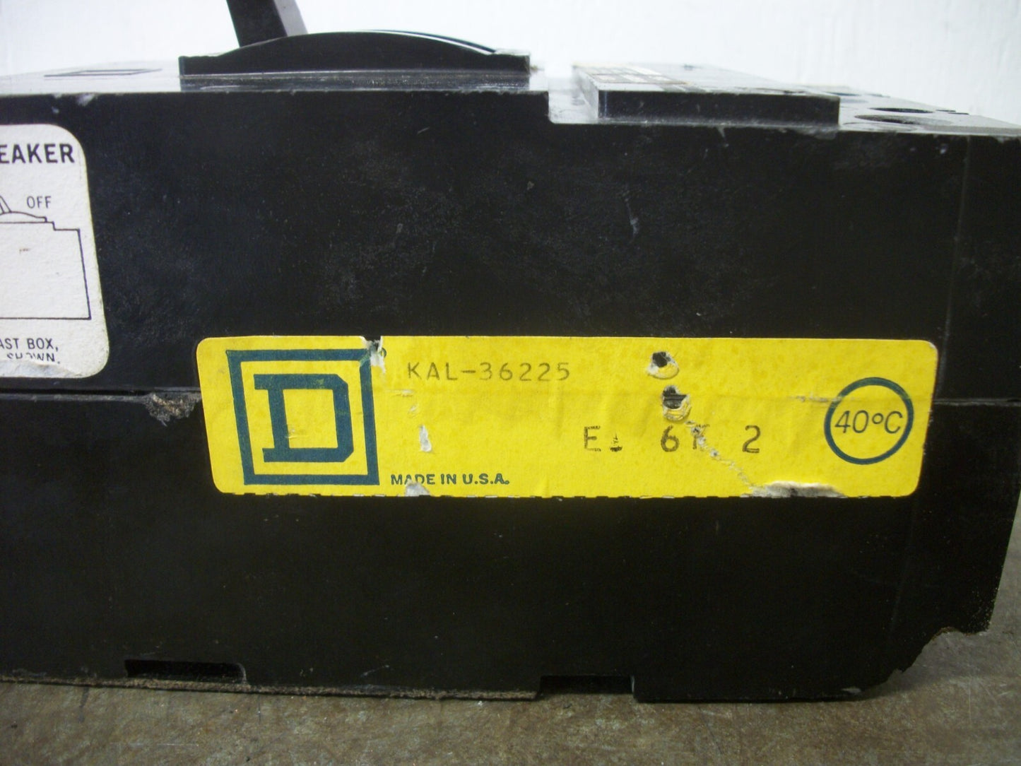 SQUARE D KAL CIRCUIT BREAKER KAL36225 225AMP 600VOLT 3POLE BLACK CHIPPED