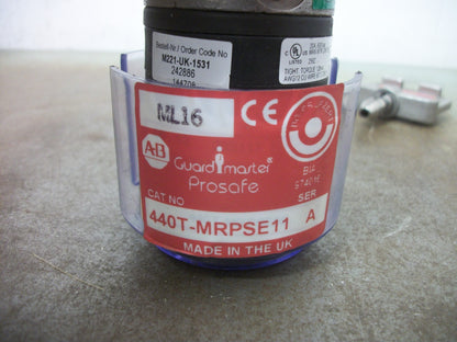 ALLEN-BRADLEY GUARDMASTER PROSAFE KEY OPERATED ROTARY CAM SWITCH 440T-MRPSE11