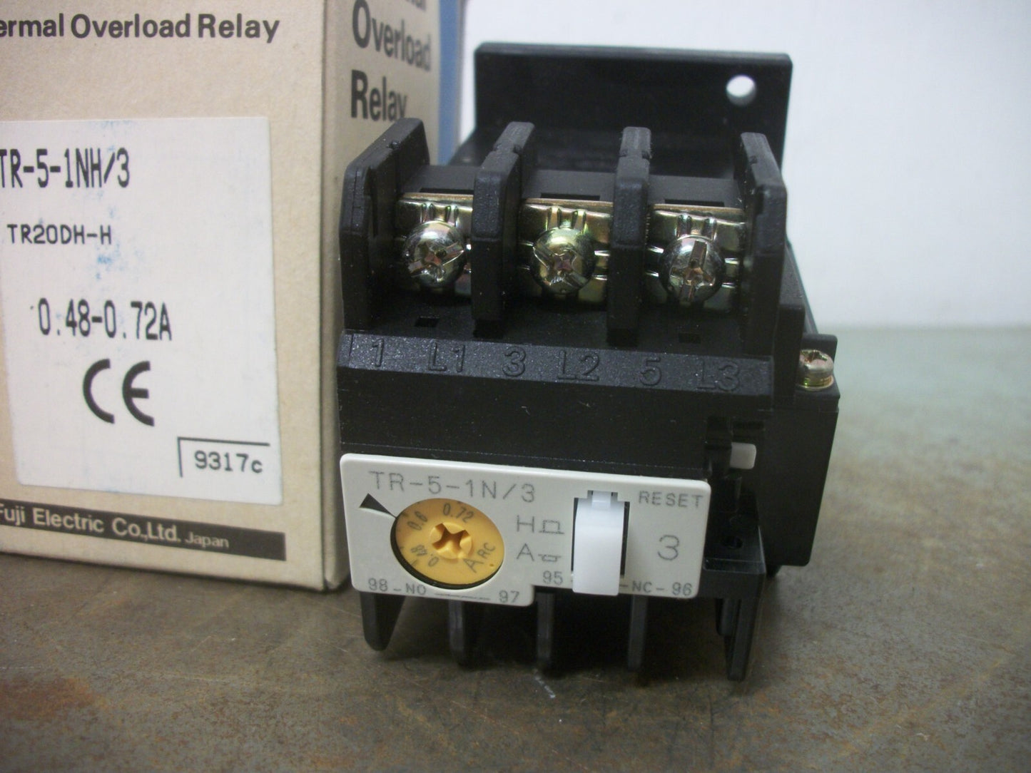 FUJI THERMAL OVERLOAD RELAY TR-5-1N/3 0.48-0.72AMP NIB