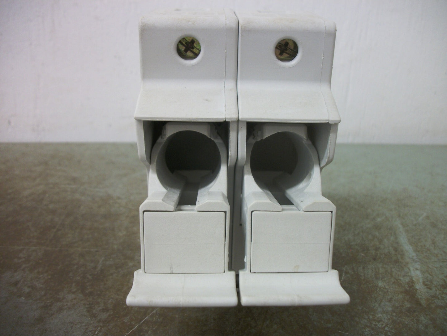 FERRAZ-SHAWMUT ULTRASAFE CLASS J FUSEHOLDER US3J2 30AMP 600VOLT 2POLE