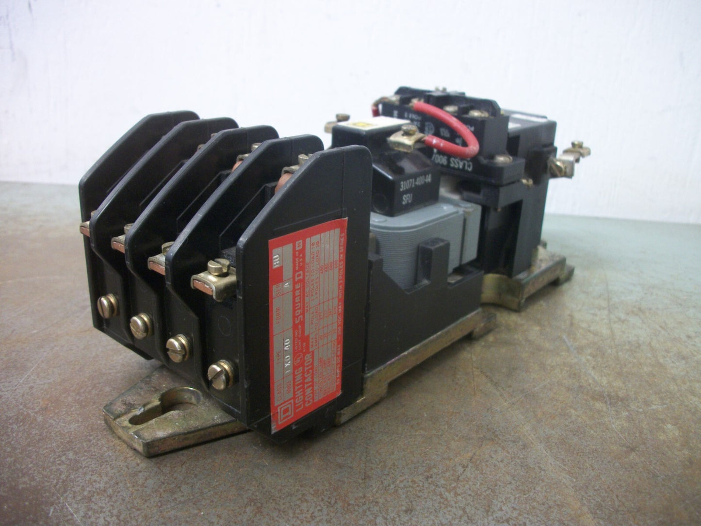 SQUARE D 20AMP 4POLE LIGHTING CONTACTOR 8903LX040 120VCOIL