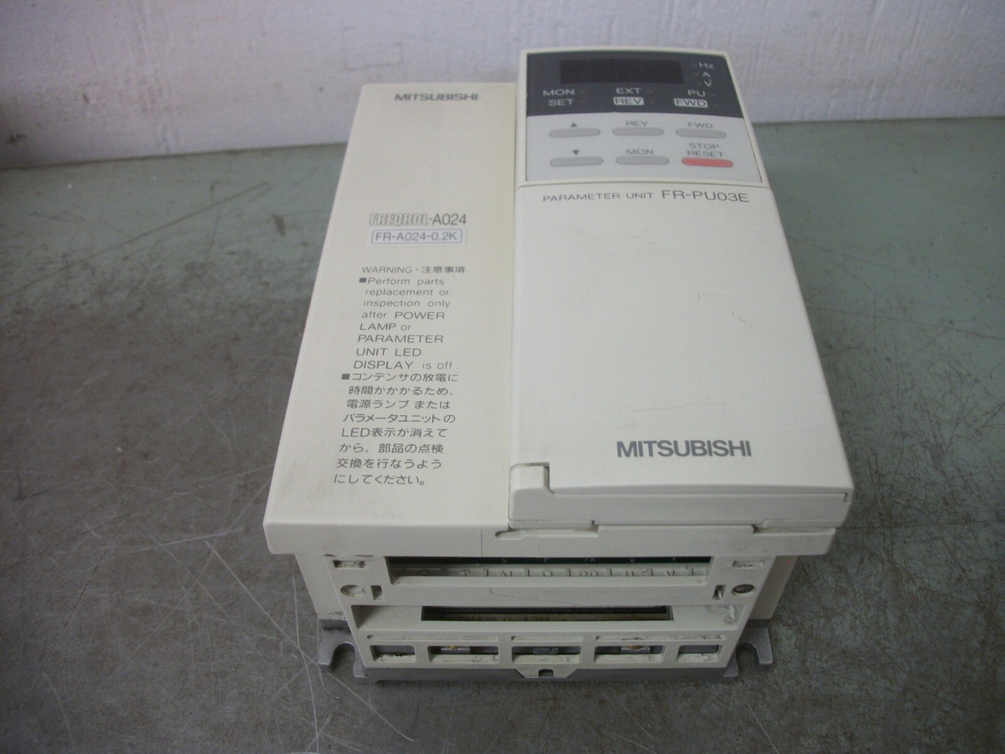 MITSUBISHI FREQROL-A024 0.2KW INVERTER DRIVE FR-A024-0.2KP 230VOLT 1.5AMP