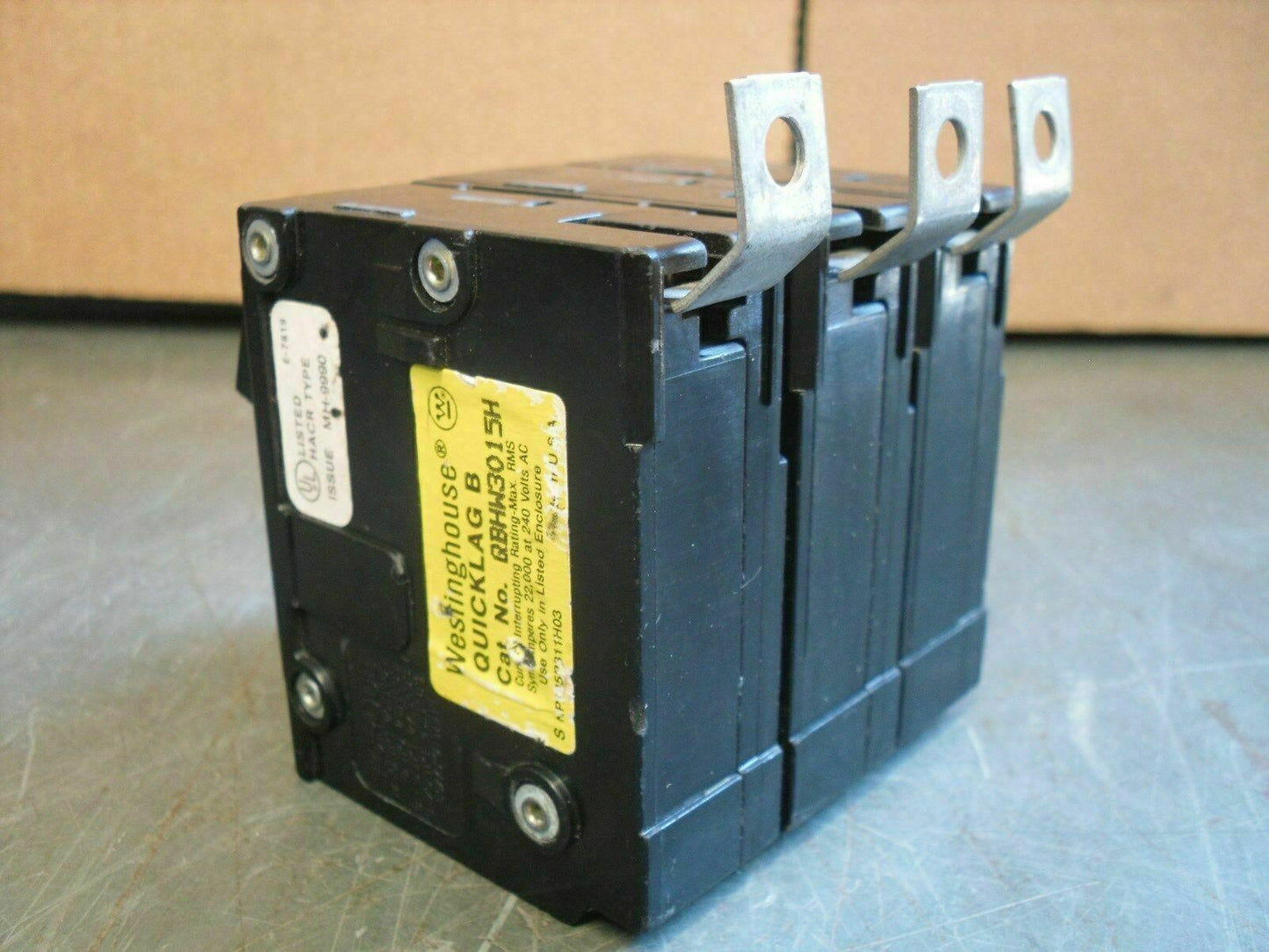 WESTINGHOUSE QBHW CIRCUIT BREAKER QBHW3015H 15AMP 240VOLT 3POLE