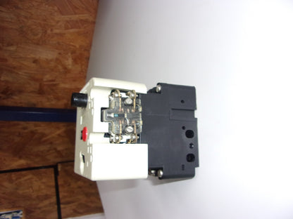 KLOCKNER-MOELLER MANUAL MOTOR STARTER PKZM 3-2,5-U-NA 1.4-2.4AMP