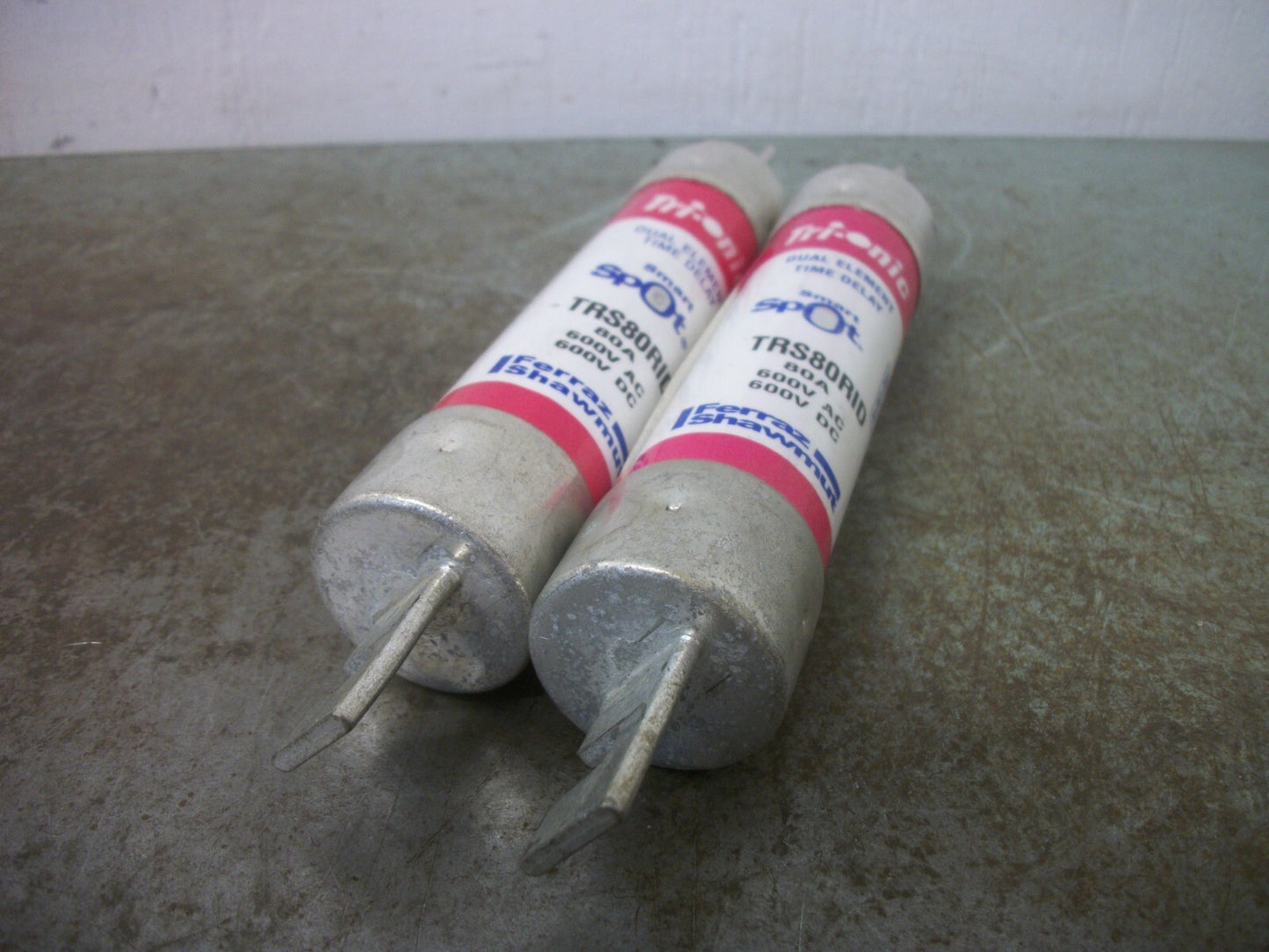 FERRAZ-SHAWMUT LOT OF 2 TRI-ONIC SMART SPOT FUSES TRS80RID 80AMP 600VOLT