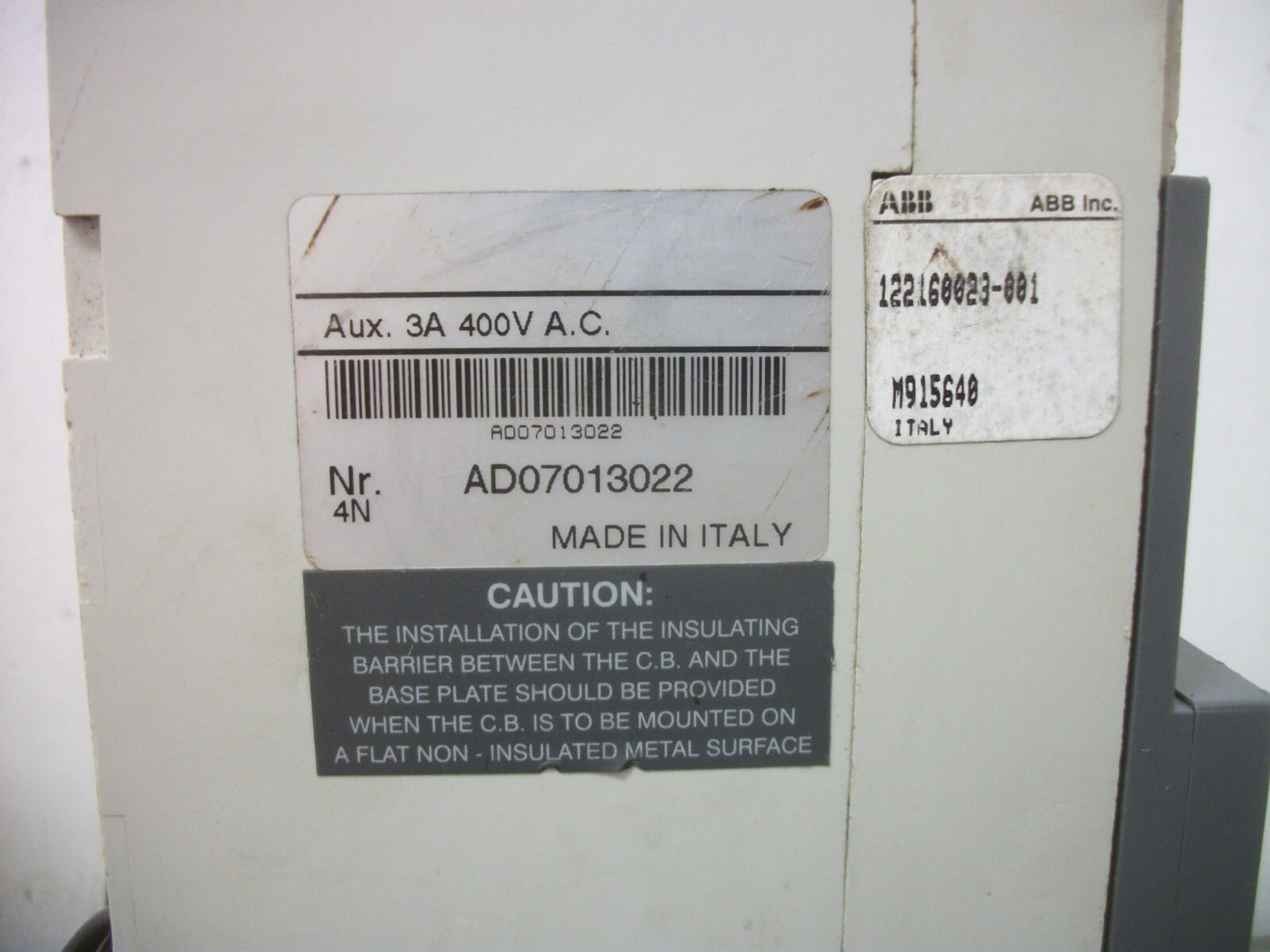 ABB SACE S4 S4N CIRCUIT BREAKER 122160023-001 250AMP 600VOLT 3POLE SHUNT+AUX NOB