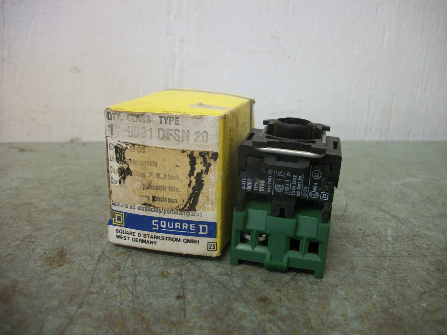 SQUARE D MOMENTARY CONTACT LIGHT MODULE 9001DFSN20 NIB