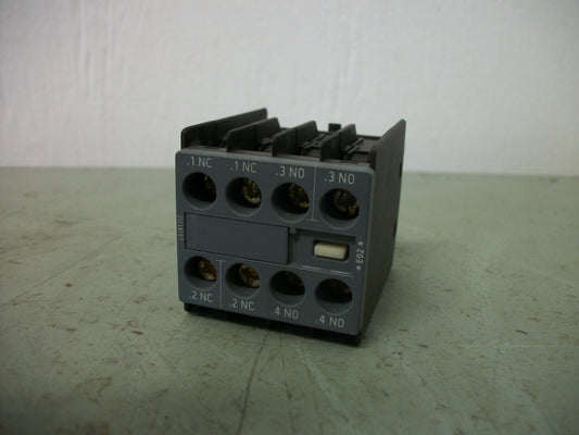 SIEMENS 2N.C 2N.O AUXILIARY CONTACT BLOCK 3RH2911-1HA22