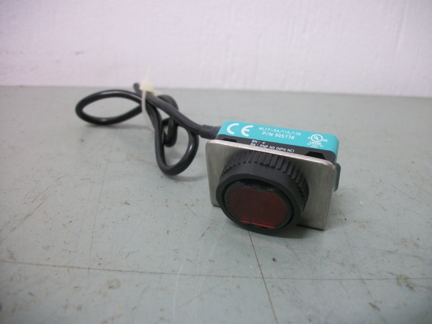 PEPPERL FUCHS ML17-54/115/136 PHOTOELECTRIC SENSOR 905778