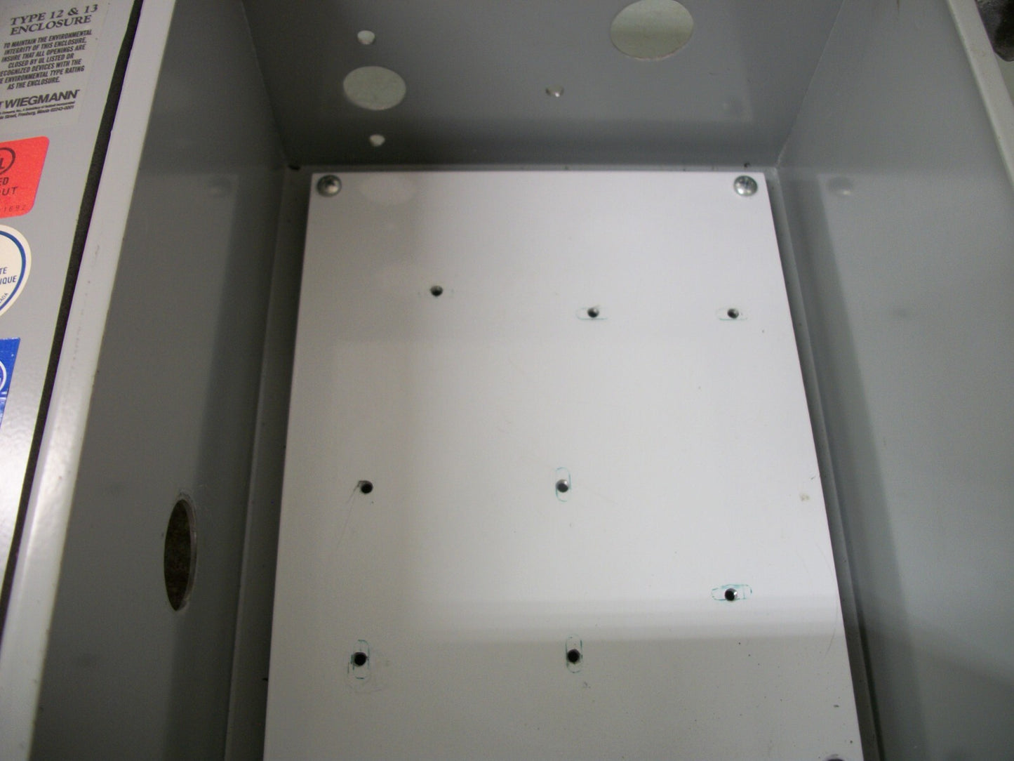 HUBBELL WIEGMANN 10X8X6 ENCLOSURE TYPE 12,13 B100806CH