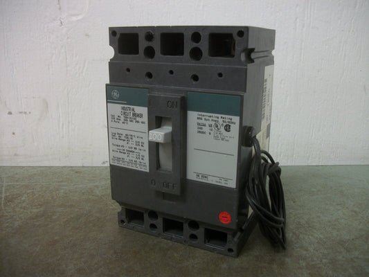 GE TEB CIRCUIT BREAKER TEB132100 100AMP 240VOLT 3POLE GREEN W/SHUNT NOB
