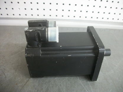SERAD SERVO MOTOR B56E5J3M6A052034 1.8AMP 3000/MIN NOB