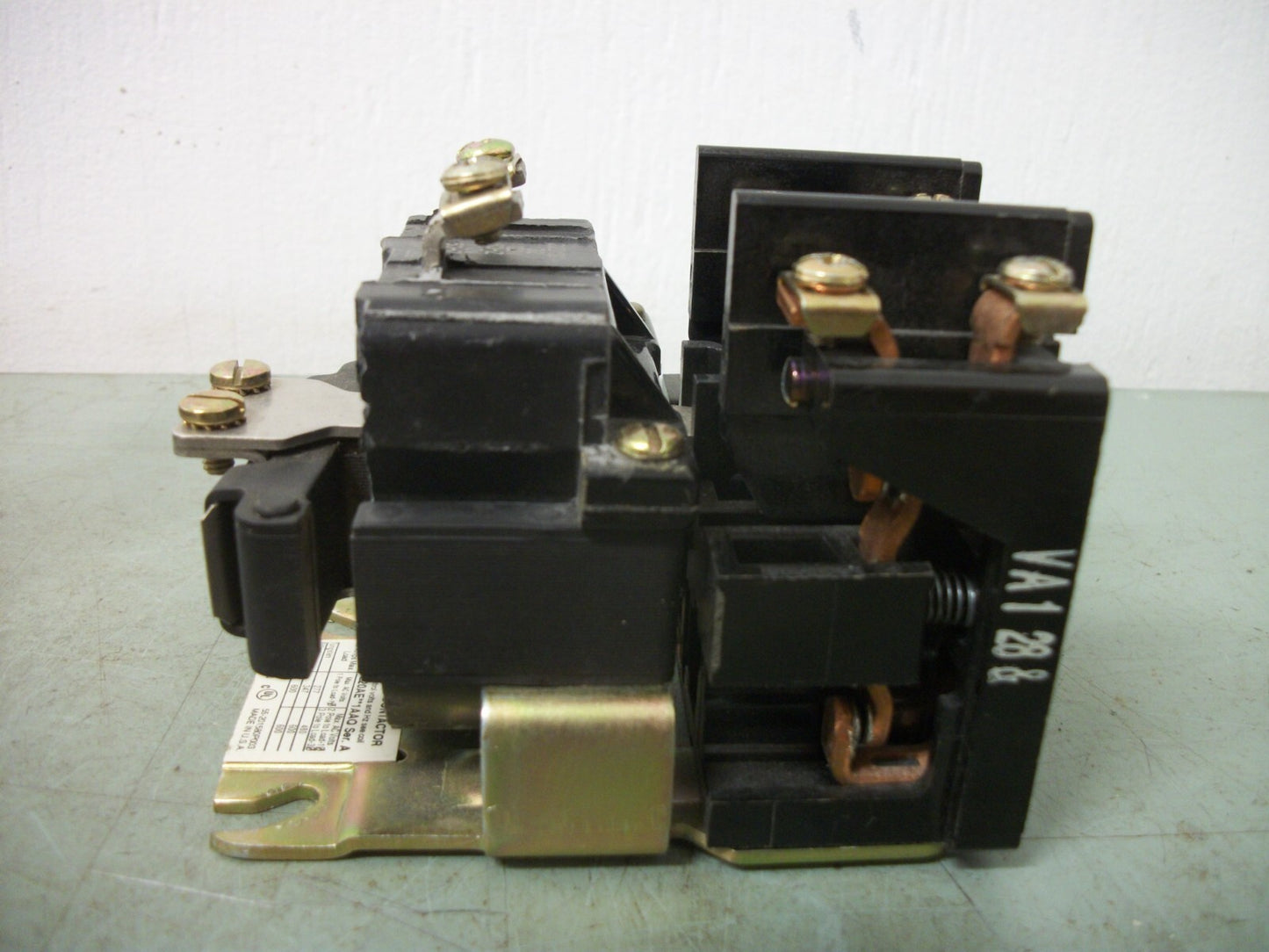 GE 30AMP 4POLE LIGHTING CONTACTOR CR260L20AE**1AAQ 120VCOIL