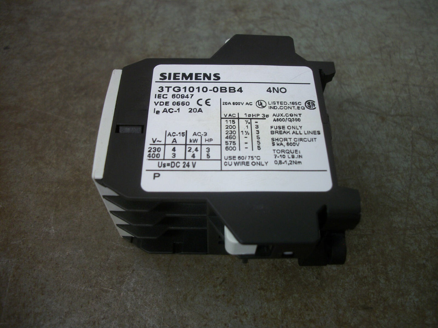 SIEMENS MINI CONTACTOR 3TG1010-0BB4 20AMP 24VCOIL 3PH 600V 5HP