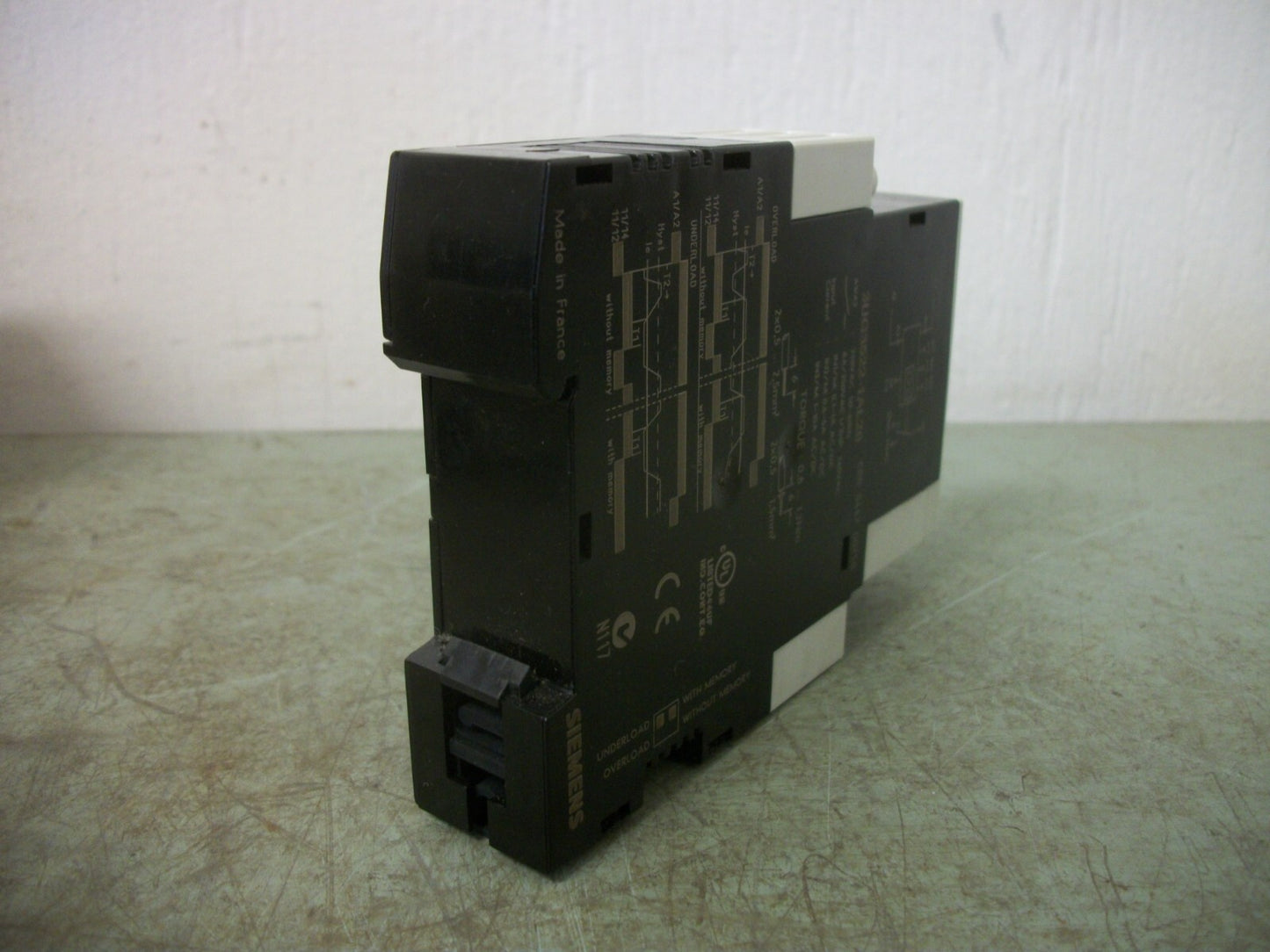 SIEMENS SIMIREL MONITORING RELAY 3UG3522-1AL20