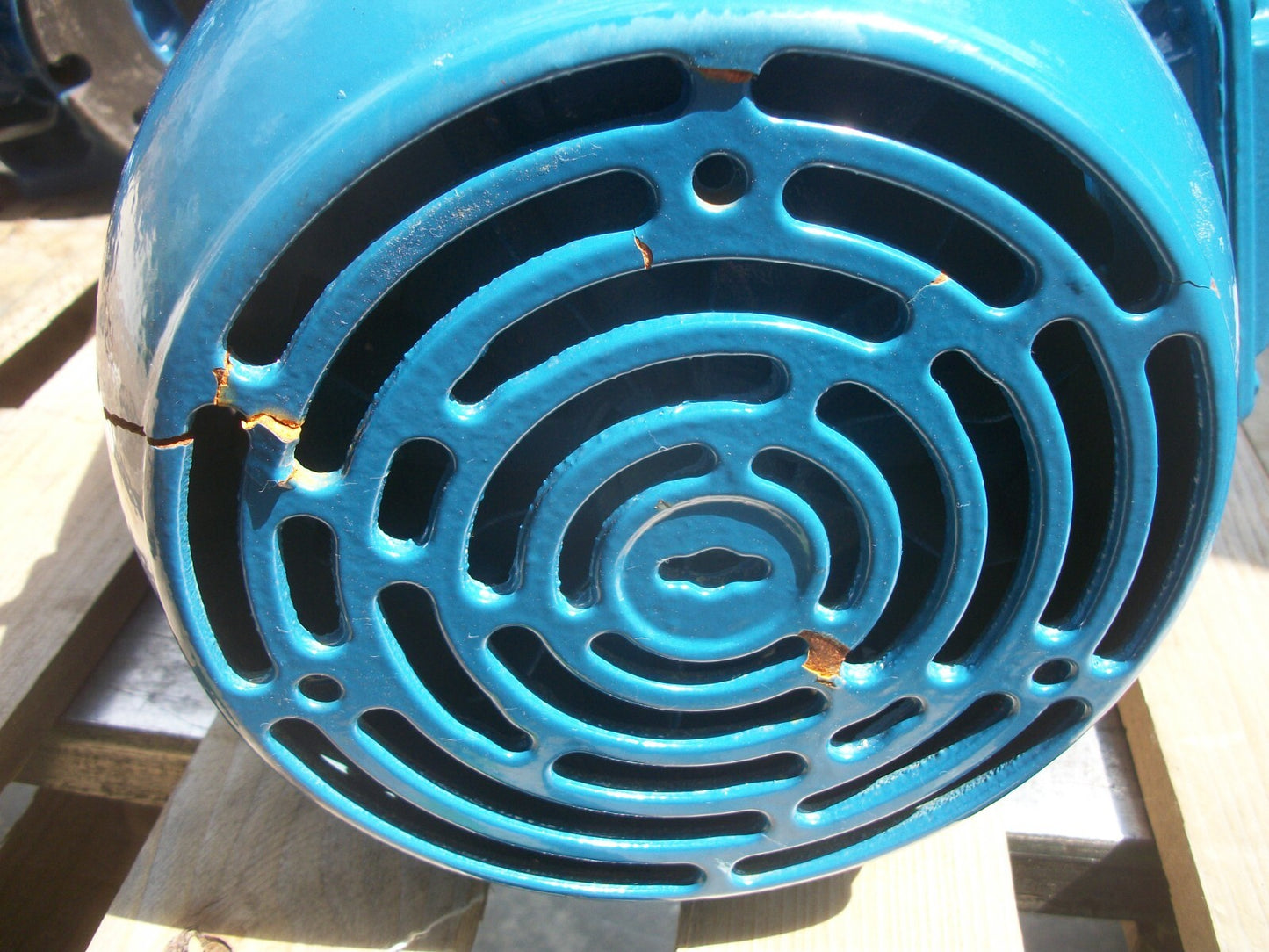 WEG 5HP 182/4TC TEFC AC MOTOR 00518ST3QIE184TC-W22 460VOLT 3PH 1750RPM NOB CRACK