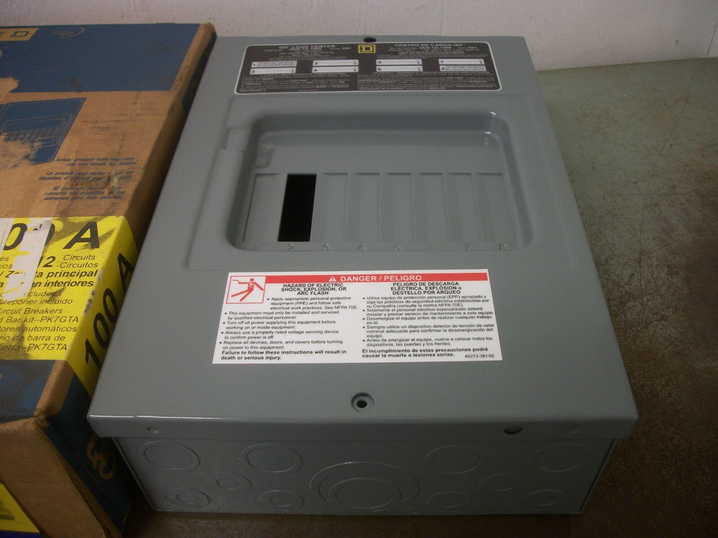 SQUARE D QO LOAD CENTER QO612L100S 100AMP 120/240VOLT 1PH NIB