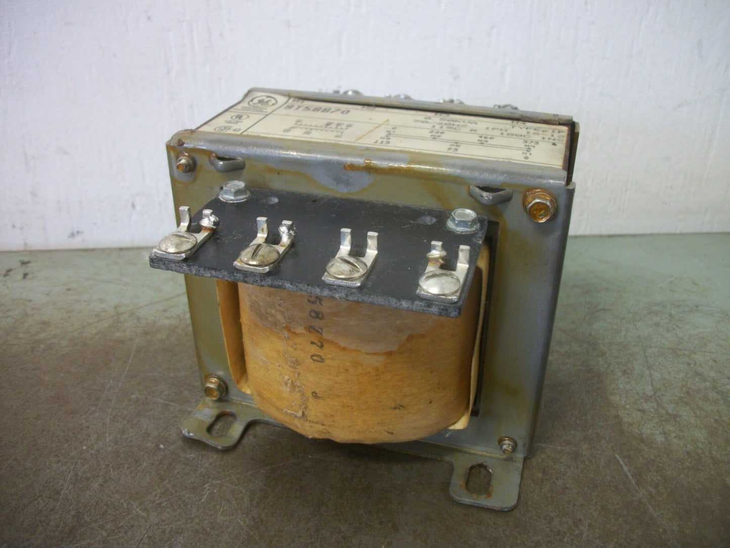 GE 0.50KVA 1PH TRANSFORMER 9T58B70 HV 230X575 LV 95/115