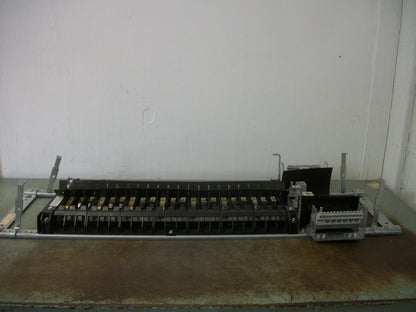 GE TEY 3PH LOAD CENTER PANELBOARD INTERIOR 10086781P1 426002039338 NEW