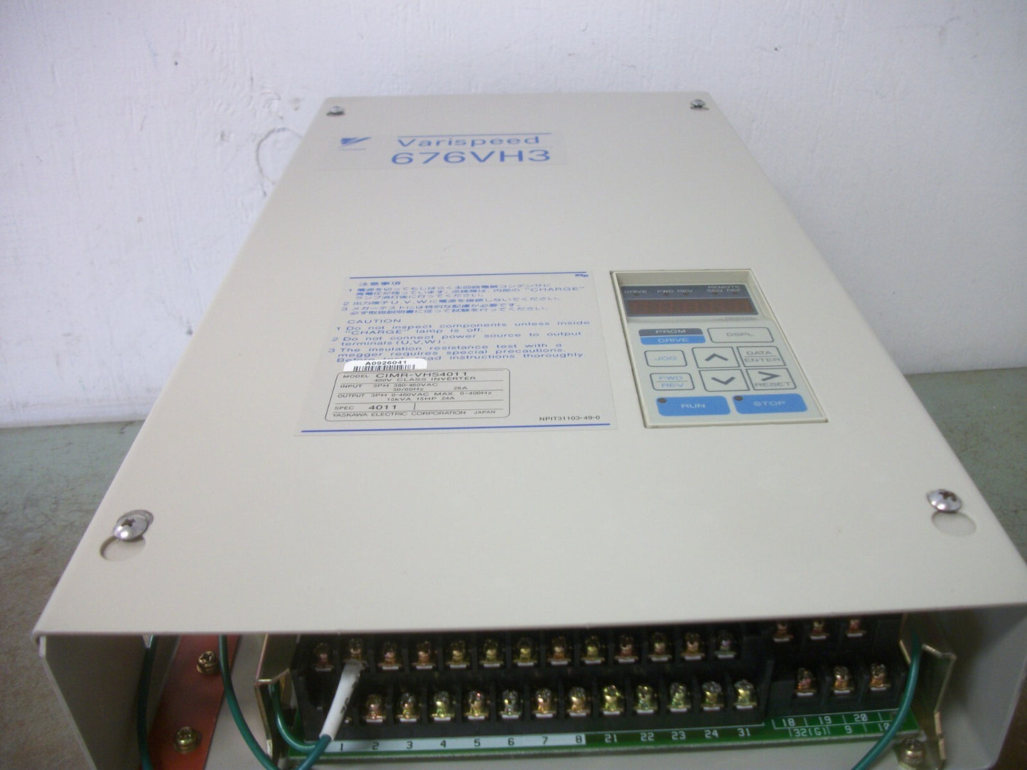 YASKAWA VARISPEED 676VH3 15HP INVERTER DRIVE CIMR-VHS4011 460VOLT 3PH 15KVA