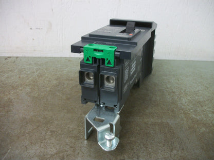SQUARE D POWERPACT I-LINE BG CIRCUIT BREAKER BGA24020Y1 20AMP 480VOLT 2POLE