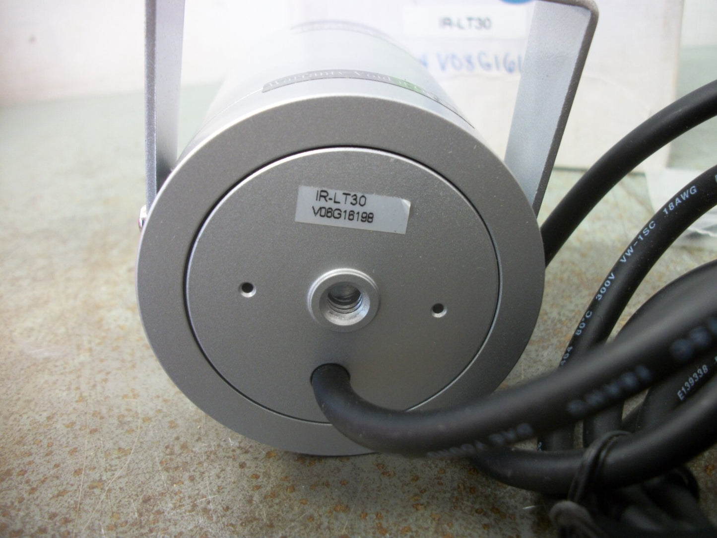 GANZ 28 LED OUTDOOR IR LIGHT IR-LT30 50' RANGE 12VDC/24VAC NIB